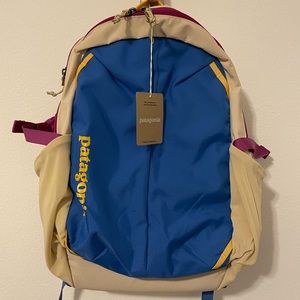 NWT Patagonia 26L Refugio Daypack